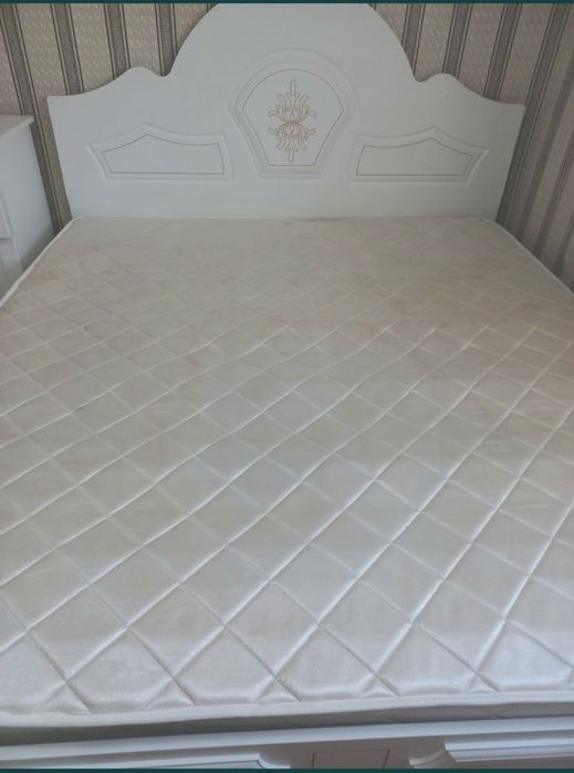 Продаётся спальный гарнитур 250 тыс