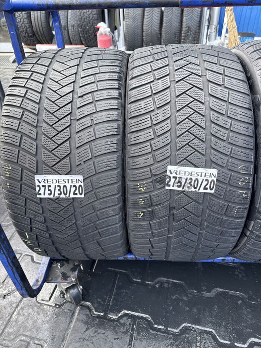 275/30/20 - 245/35/20 Vredestein - Pirelli M+S