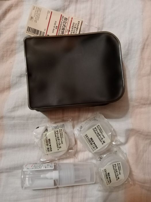 Продам емкости для кремов