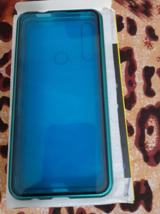 Vând husă Huawei P Smart Z