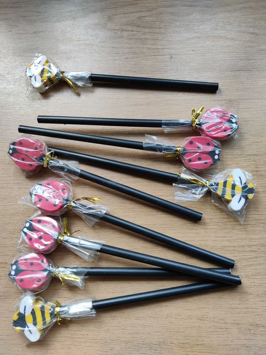 Продавам Моливи ученически - последни 15 броя