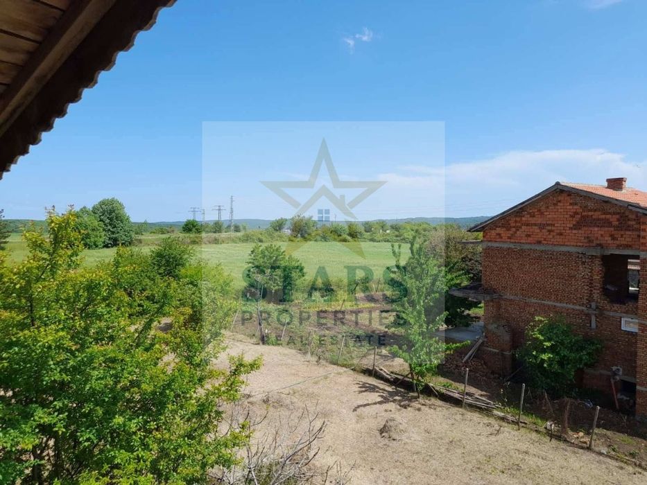 Продава се Къща в с. Рудник, Област Варна - 200 кв.м за 137 €/кв.м - Снимка #1