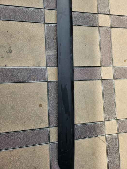 Планка багажника на Раф 4