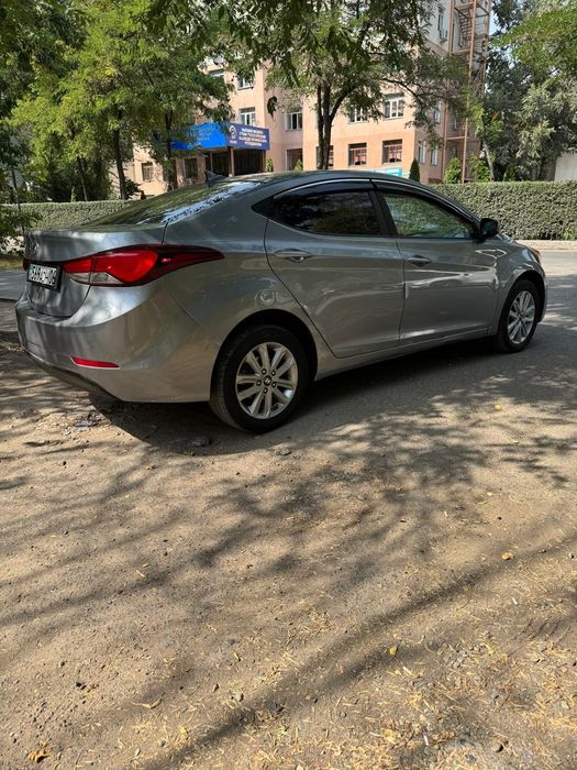 Продам Hyundai Elantra