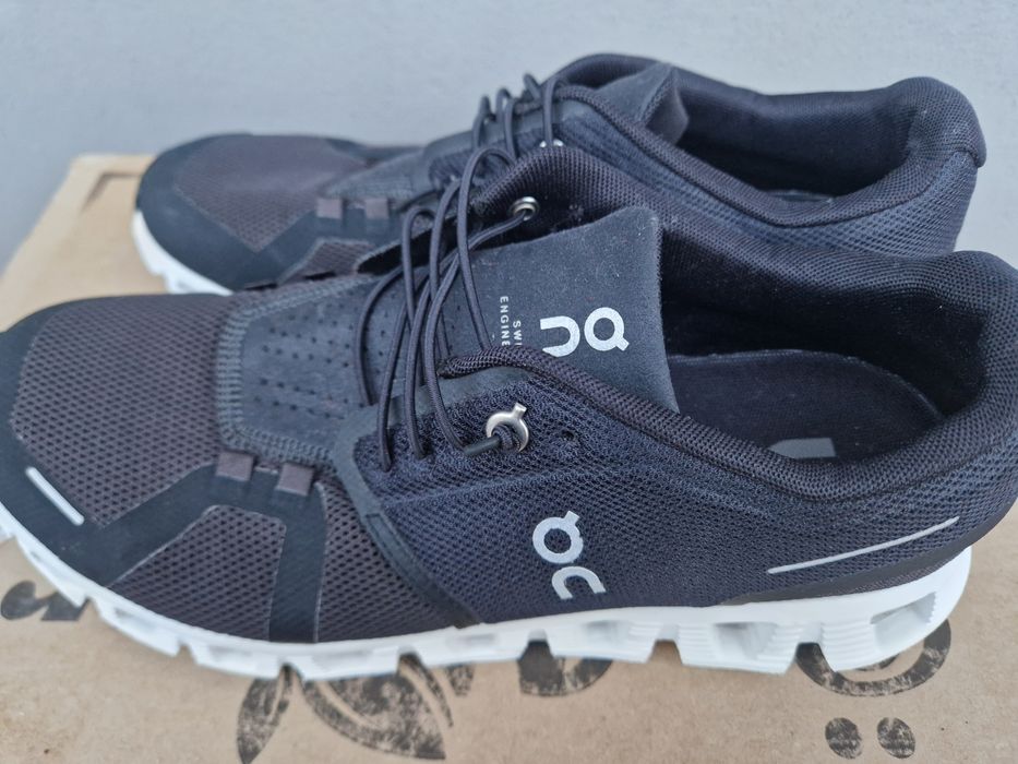 On Cloud 5 маратонки