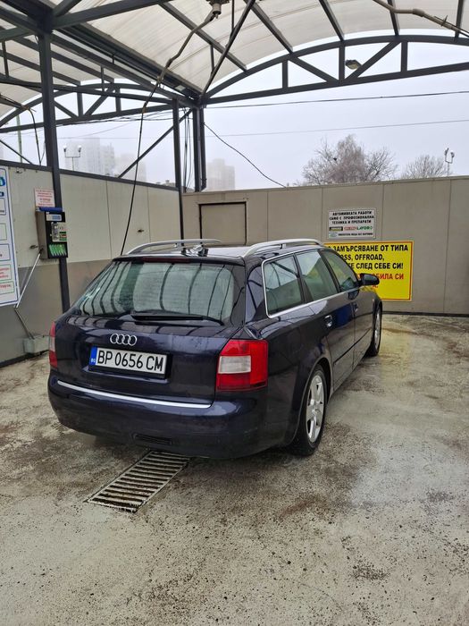 Продавам Аudi A4