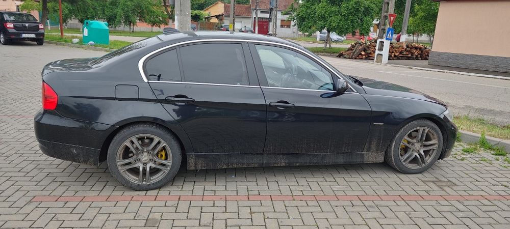 Vând BMW E90 325xi