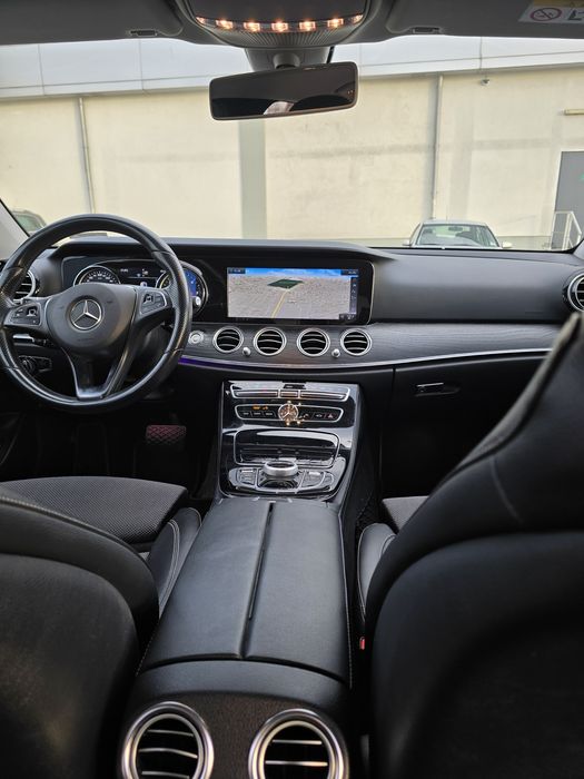 Мерцедес бенц Е 220 d