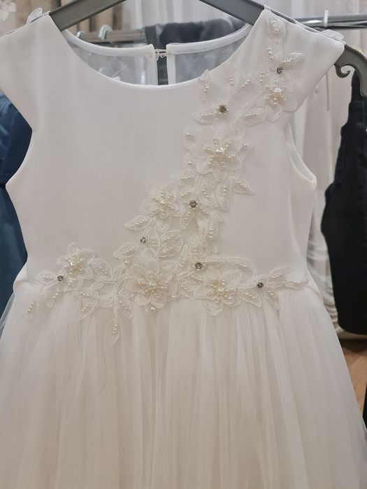 Платье на девочку