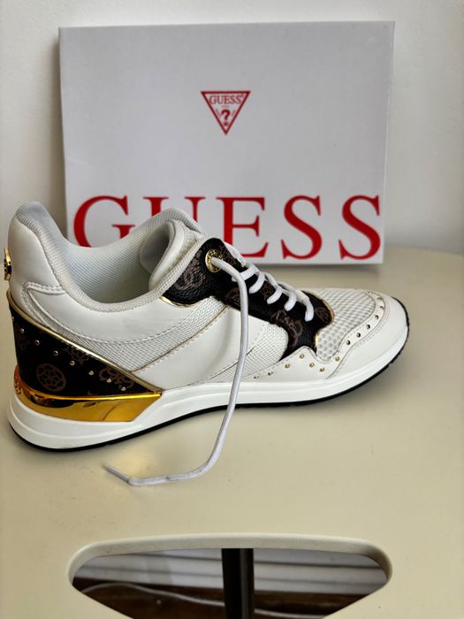 Adidasi guess noi
