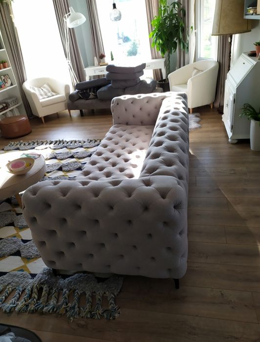 Canapea moderna de 3 locuri