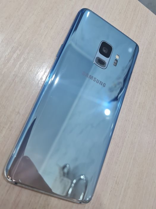 Samsung S9 64 gb идеальный