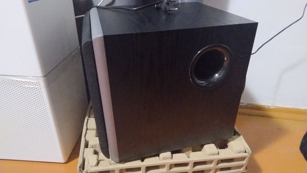 Сабвуфер Edifier T5