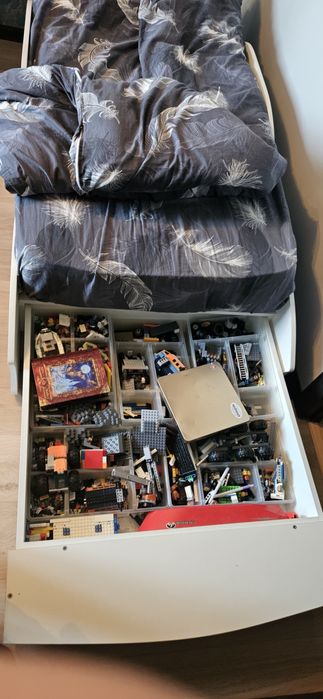 Кровать детская машина