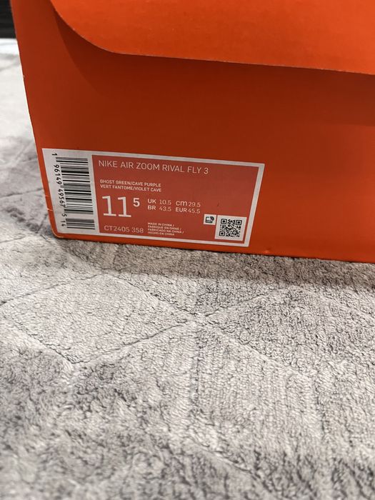 Nike air zoom fly 4  45.5