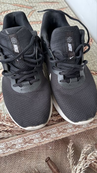 Оригинални маратонки Nike AIR