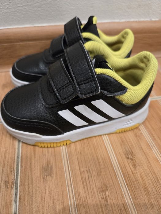 Детски обувки Adidas