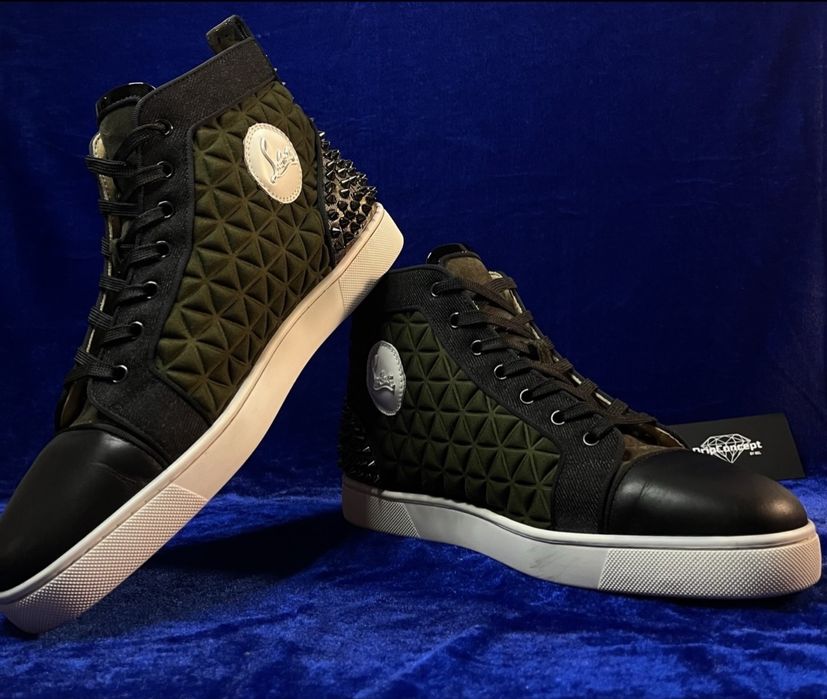 Christian Louboutin Autentic 44