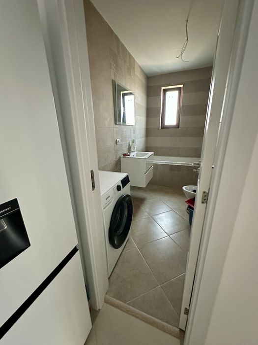 Inchiriez apartament 2 camere open space