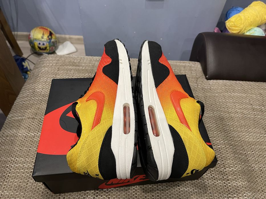 Маратонки Nike Air Max 1 Sunset Jordan Adidas Kobe LeBron Puma Diesel