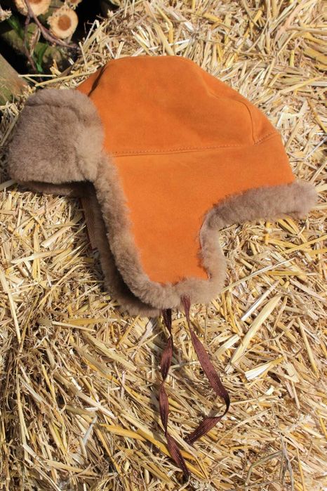 Мъжка шапка от естествена кожа