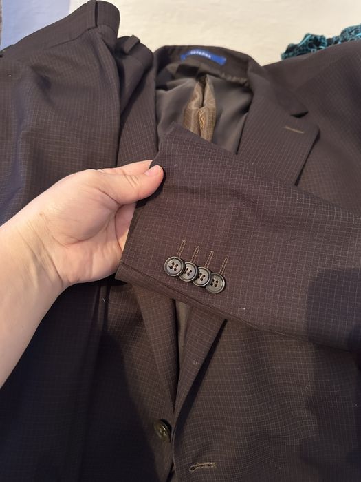 Продам пиджак+брюки в отличном состоянии