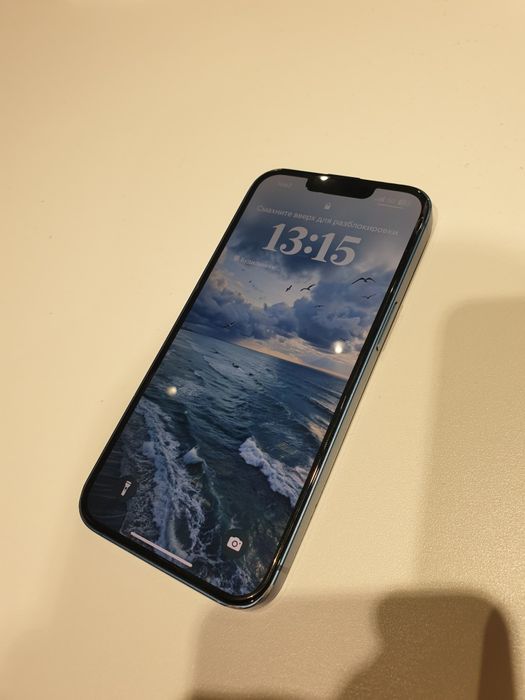 Продам айфон 13  128 гб