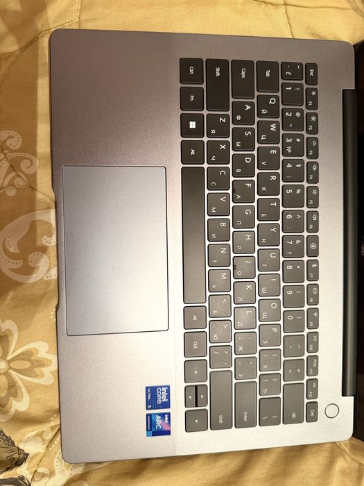 Продам Ноутбук Huawei MateBook