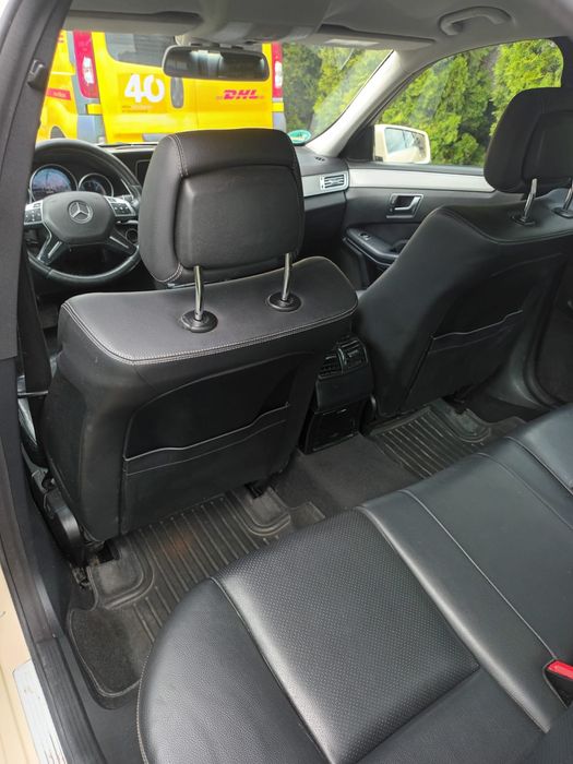 Mercedes Benz e200