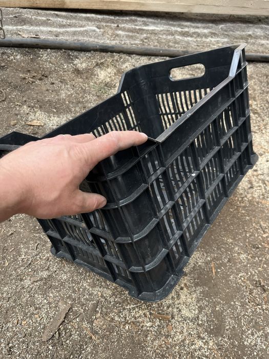 Lazi ladite plastic pentru depozitare sau transport