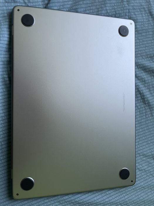 Macbook air 13 m2 8gb 256gb