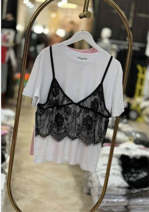 Уникална тениска с дантела 15 €- S,M,L