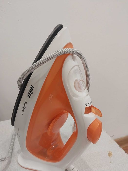 Утюг BrAun в хорошем состоянии б/у