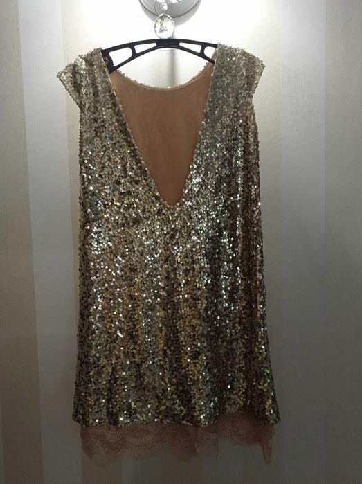 Платье пайетки золото