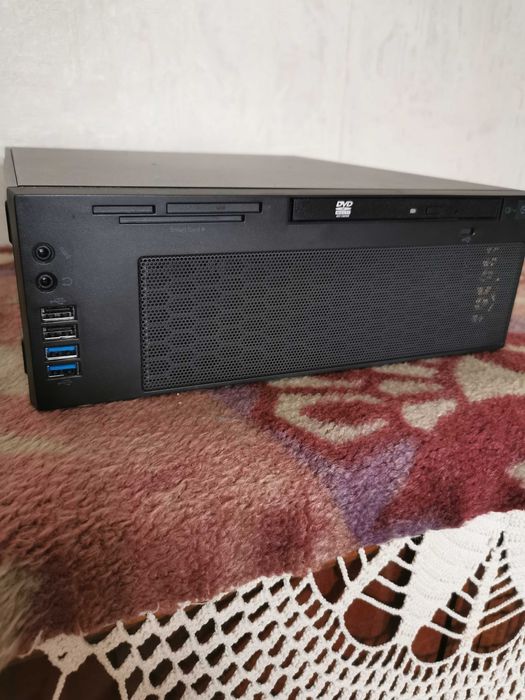 Продавам мощен компактен компютър