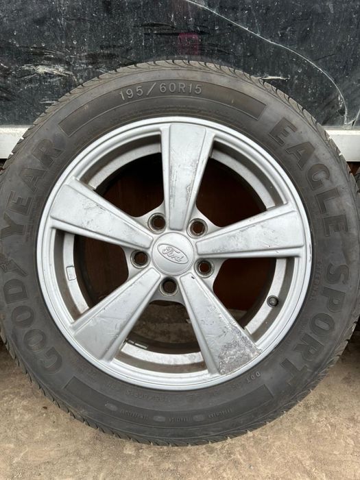 Продам Комплект дисков R15