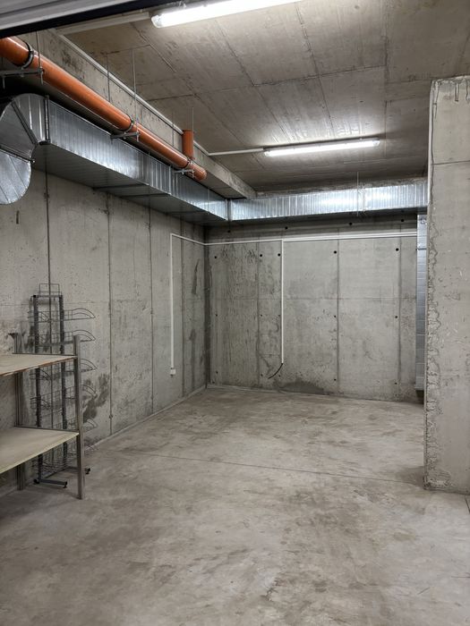 Дава се под наем Гараж / Паркомясто в София, Слатина - 22 кв.м за 216.75 € - Снимка #3