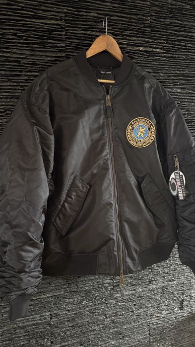 Мъжко зимно яке бомбър