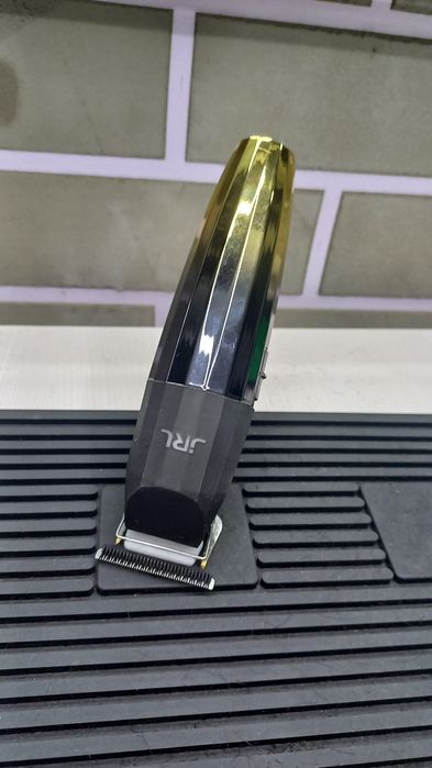 Триммер JRL GOLD 
    Очень хорошем состоянии .
     В