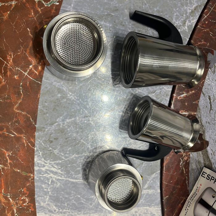 Qahva maker sotiladi