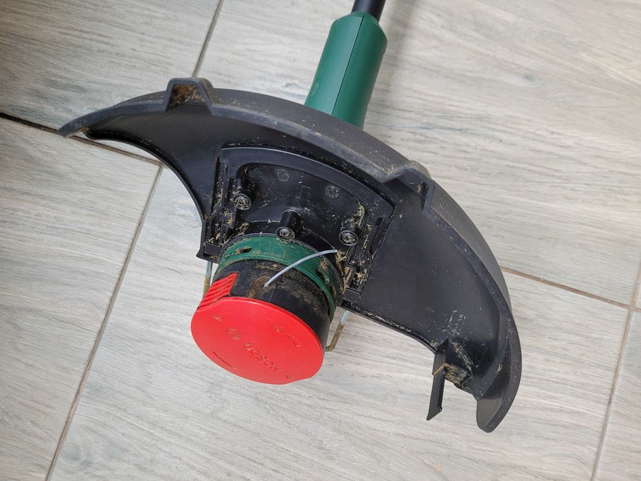 Trimmer Motocoasa gazon Bosch EasyGrassCut 18-230, acumulator 18V 2Ah,