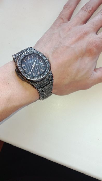 Продам Срочно! Часы.