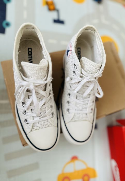 Converse на платформа