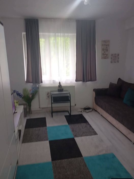 Garsonieră 24 mp, zona Aviatori Bacău, etaj 2, mobilată - Tel:+40779248795