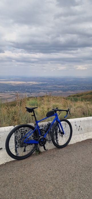 Велосипед Giant Revolt 2 2022 года