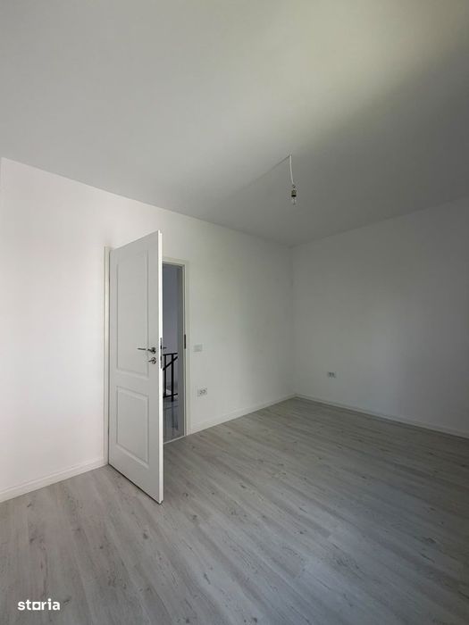 Casă de închiriat 4 camere  și mansardă bragadiru