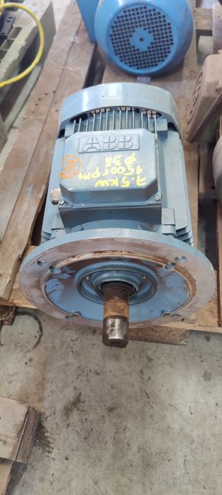 Motor electric trifazat cu flansa, 7.5kW, 500V, 1500rpm