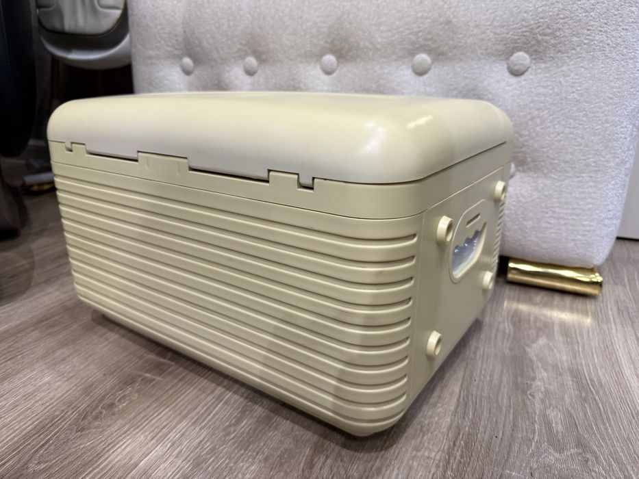 * автохолодильник 15 литров 12-220в зима-лето не большой очень удобный