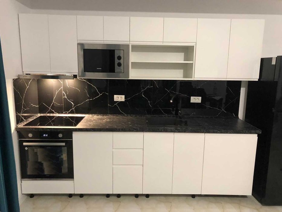 Mobila bucatarie completa 3m cu blat inclus, montaj inclus, LINMOB