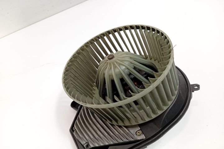 Ventilator  aeroterma 740221233F Volkswagen VW Passat B5 seria
